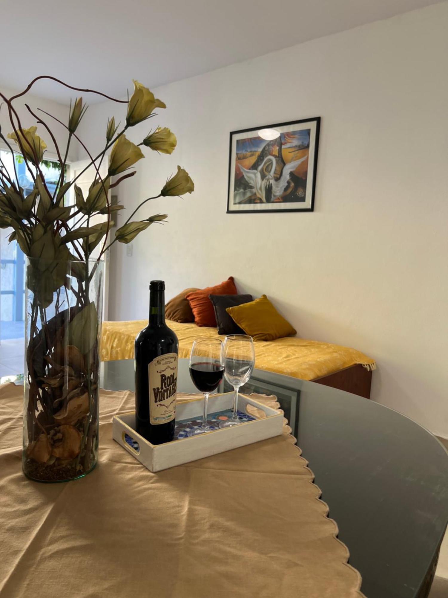 2 Ambientes, Zona Centrica, Cochera Apartment
