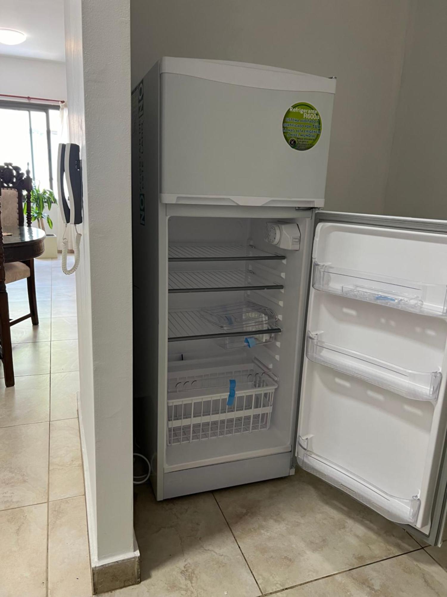2 Ambientes, Zona Centrica, Cochera Apartment